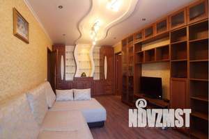 3-к квартира, посуточно, 53м2, 2/4 этаж