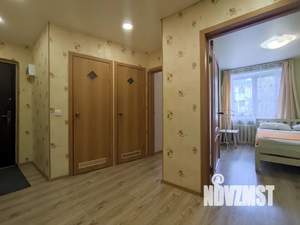 2-к квартира, посуточно, 48м2, 2/4 этаж