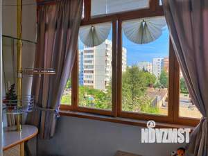 1-к квартира, посуточно, 30м2, 4/9 этаж