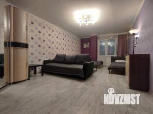 1-к квартира, посуточно, 55м2, 1/1 этаж