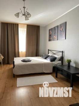 1-к квартира, посуточно, 43м2, 3/7 этаж
