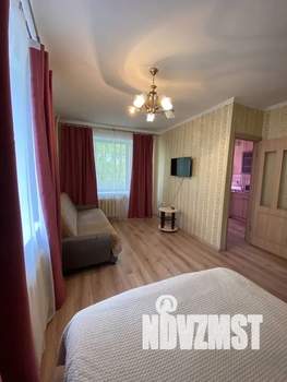 1-к квартира, посуточно, 33м2, 2/5 этаж