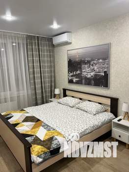 Студия квартира, посуточно, 25м2, 1/4 этаж