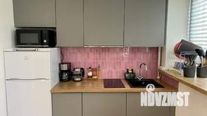 Студия квартира, посуточно, 28м2, 4/5 этаж