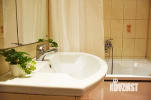 2-к квартира, посуточно, 62м2, 2/4 этаж