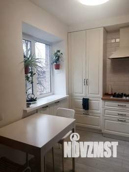 2-к квартира, посуточно, 44м2, 3/4 этаж