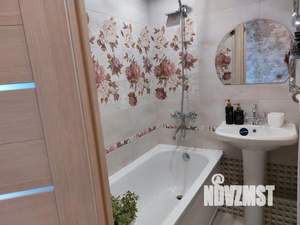 2-к квартира, посуточно, 45м2, 5/5 этаж