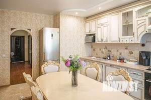 3-к квартира, посуточно, 110м2, 1/1 этаж