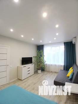 1-к квартира, посуточно, 36м2, 3/5 этаж