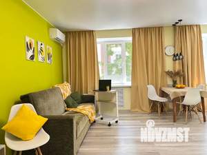 Студия квартира, посуточно, 32м2, 2/5 этаж
