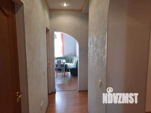 2-к квартира, посуточно, 58м2, 3/3 этаж