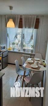 2-к квартира, посуточно, 45м2, 1/1 этаж