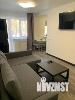 3-к квартира, посуточно, 65м2, 2/5 этаж