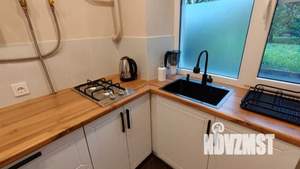 1-к квартира, посуточно, 27м2, 1/1 этаж