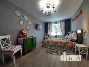 1-к квартира, посуточно, 32м2, 4/5 этаж