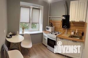 2-к квартира, посуточно, 44м2, 4/5 этаж