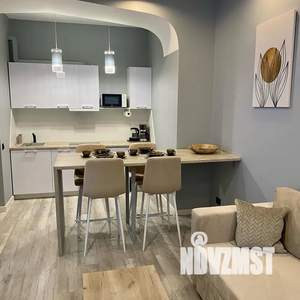 2-к квартира, посуточно, 45м2, 1/4 этаж