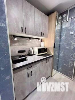 1-к квартира, посуточно, 18м2, 1/1 этаж