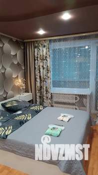 1-к квартира, посуточно, 38м2, 1/9 этаж