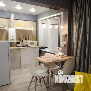 Студия квартира, посуточно, 32м2, 4/5 этаж