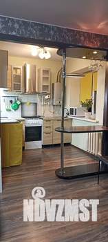 3-к квартира, посуточно, 58м2, 5/5 этаж