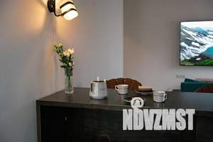 2-к квартира, посуточно, 100м2, 3/3 этаж