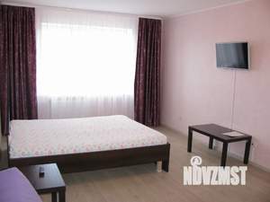 1-к квартира, посуточно, 47м2, 8/9 этаж