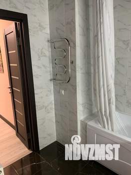 1-к квартира, посуточно, 43м2, 10/10 этаж