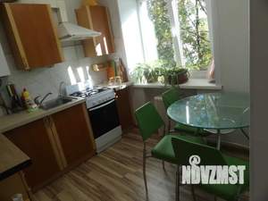 1-к квартира, посуточно, 35м2, 3/3 этаж