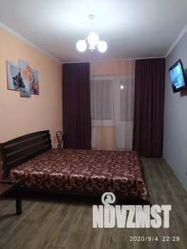 1-к квартира, посуточно, 37м2, 6/9 этаж