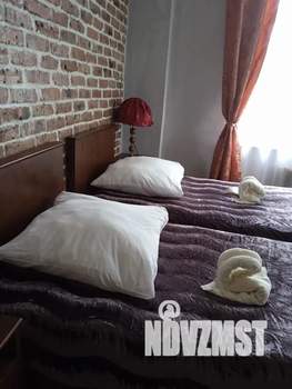 2-к квартира, посуточно, 50м2, 1/2 этаж