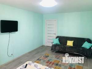 1-к квартира, посуточно, 47м2, 6/9 этаж