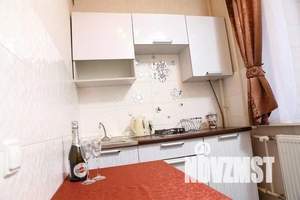 1-к квартира, посуточно, 28м2, 8/9 этаж