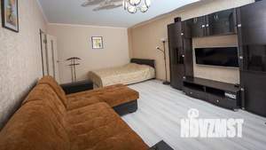 1-к квартира, посуточно, 40м2, 1/1 этаж