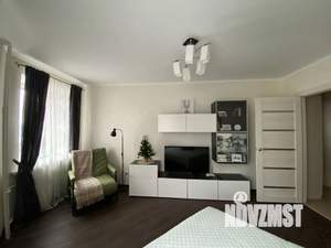 1-к квартира, посуточно, 37м2, 1/1 этаж