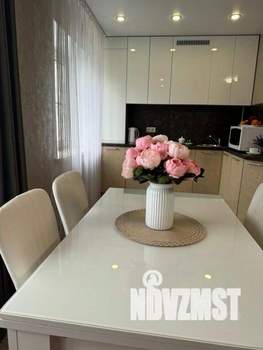 2-к квартира, посуточно, 43м2, 1/1 этаж