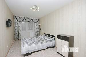 1-к квартира, посуточно, 40м2, 2/10 этаж
