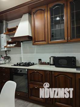 2-к квартира, посуточно, 50м2, 2/5 этаж