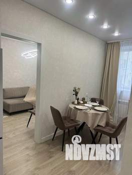 1-к квартира, посуточно, 38м2, 1/1 этаж