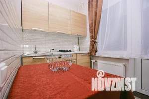 1-к квартира, посуточно, 28м2, 1/9 этаж