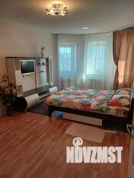 1-к квартира, посуточно, 45м2, 4/4 этаж