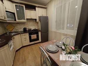 1-к квартира, посуточно, 60м2, 1/1 этаж