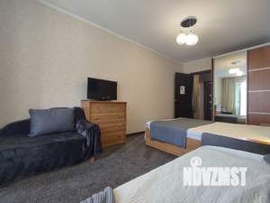 1-к квартира, посуточно, 37м2, 1/1 этаж