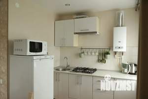 Студия квартира, посуточно, 31м2, 4/5 этаж