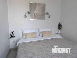 2-к квартира, посуточно, 42м2, 4/4 этаж