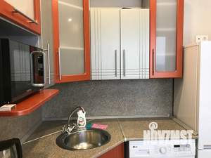 1-к квартира, посуточно, 39м2, 8/10 этаж