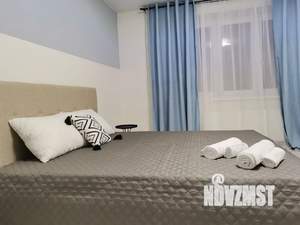 1-к квартира, посуточно, 39м2, 7/10 этаж