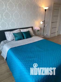 1-к квартира, посуточно, 38м2, 8/10 этаж
