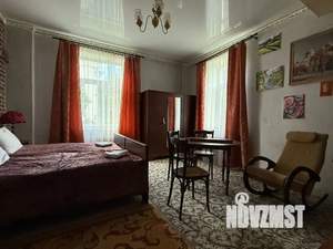 2-к квартира, посуточно, 50м2, 1/2 этаж