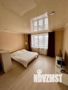 1-к квартира, посуточно, 40м2, 5/9 этаж
